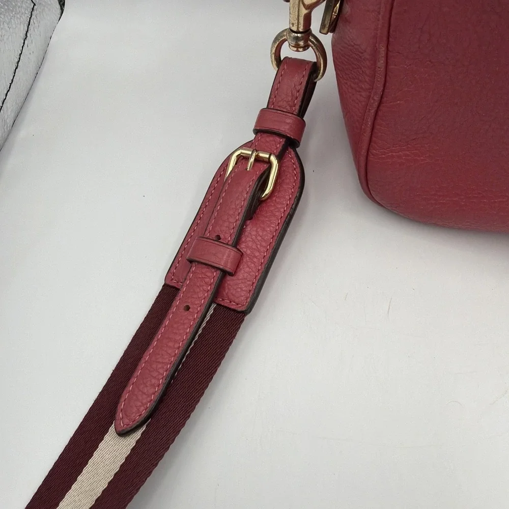 Coach C5805 Women's Crossbody 6 in - Red
